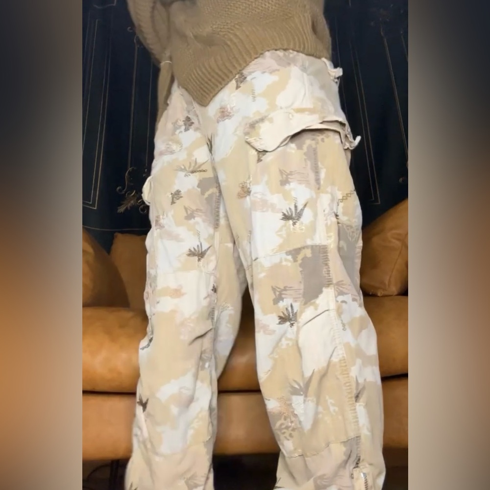 DA-NANG surplus indo-chine pants with bottom zippers size small